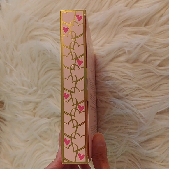 💝FIRM! NWT TOO FACED ONE HOT MAMA BOX SET (DISCONTINUED) - Picture 3 of 14